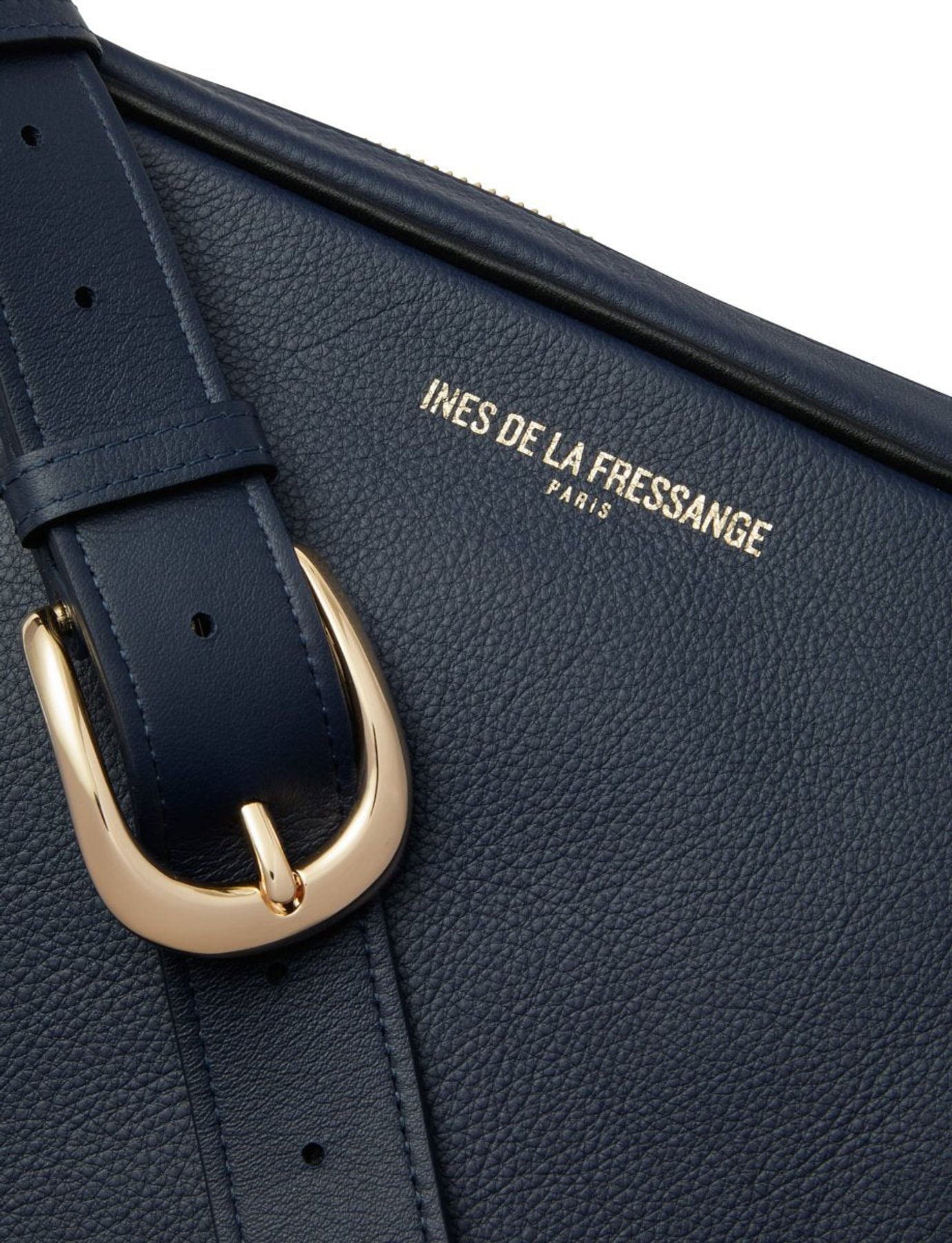 Bolso grande Marcia de piel azul marino con ribetes negros