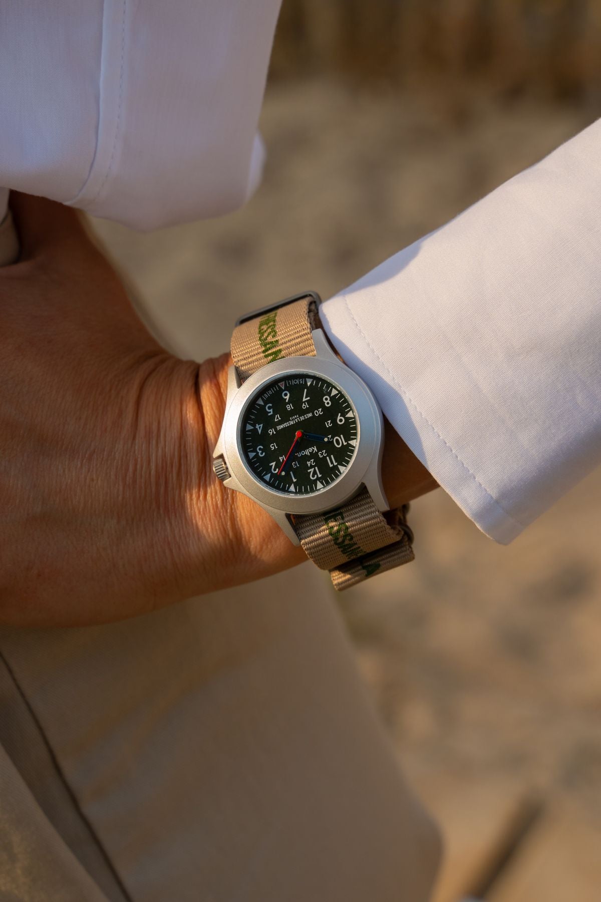 Montre Solaire Field sand Kelton x Ines de la Fressange Paris